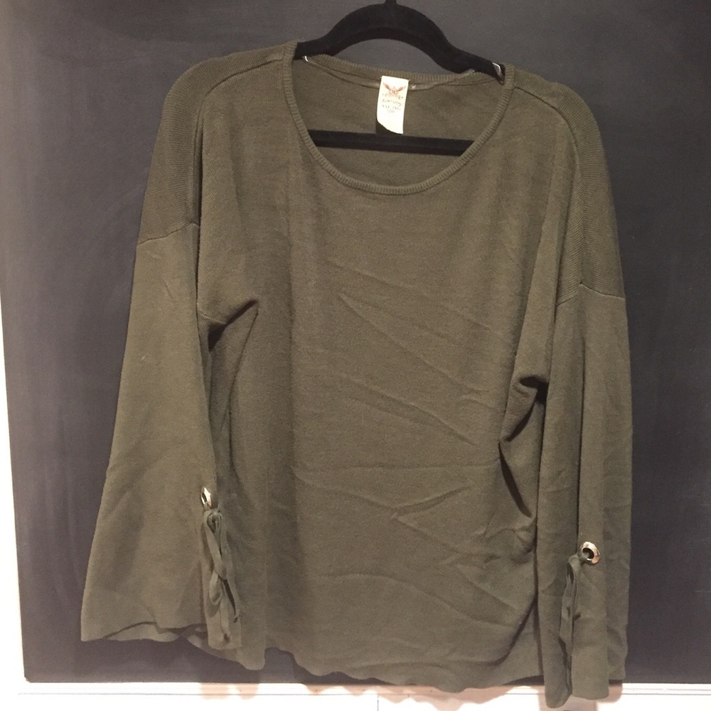 Bell tie sleeve sweater